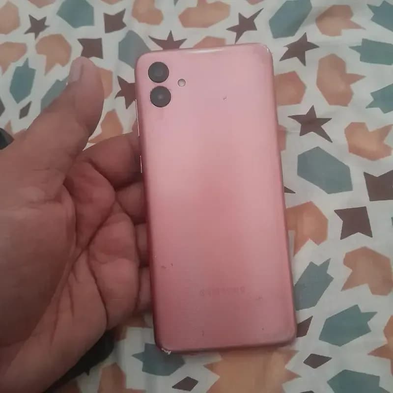 Samsung Mobile A04